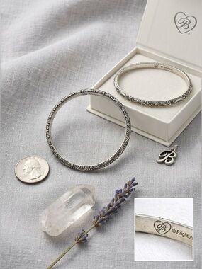Brighton "Scroll & Dot" Slim Bangle (Retired) Bracelet | Comes w Box